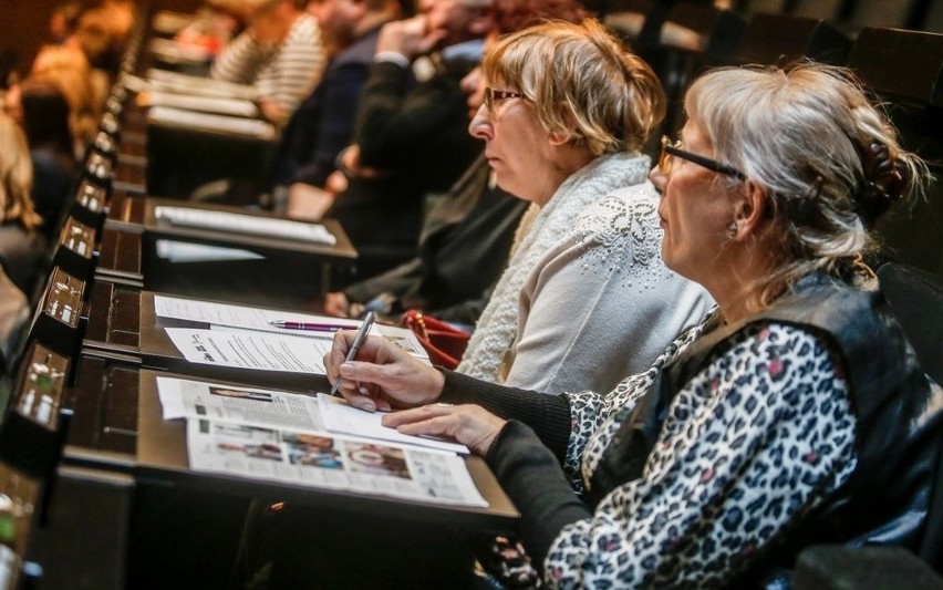 Bezpłatna konferencja dla seniorów w Kartuzach. Dyskusje o bezpieczeństwie, zdrowiu oraz aktywności fizycznej i umysłowej [PROGRAM]