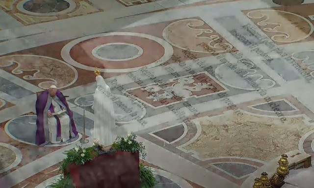 W Watykanie Ojciec Święty poświęcił Ukrainę i Rosję Niepokalanemu Sercu Maryi