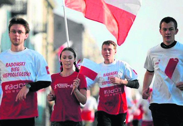 Bieg Niepodległości odbędzie się w Radomiu już po raz trzeci. Uczestnicy pokonają trasę 1918 metrów.