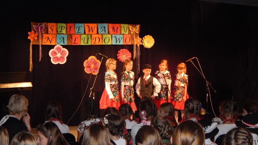 W Domu Kultury "Borki" w Radomiu dzieciaki śpiewały na ludowo