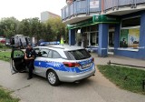 Napad na bank przy ul. Kamiennej we Wrocławiu. Policja wciąż poszukuje sprawcy lub sprawców