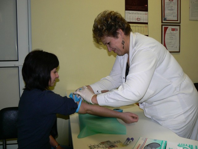 Aby dołączyć do rejestru dawców szpiku wystarczy oddać tylko tyle krwi, ile pobiera się do badania morfologicznego.