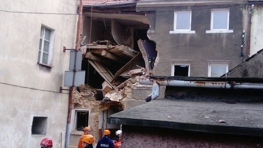 Wybuch butli z gazem w Mirsku koło Lwówka Śląskiego. Zawaliła się kamienica 