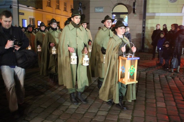 20 grudnia do stolicy Wielkopolski przyjadą harcerze, którzy przywiozą poznaniakom Betlejemskie Światło Pokoju