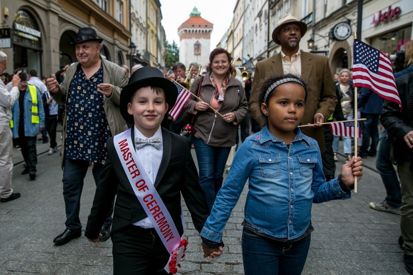 Kraków. Niedziela Nowoorleańska 2018. Koncerty jazzowe na scenie pod Ratuszem [ZDJĘCIA]