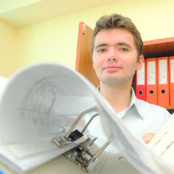 Adam Różycki, absolwent Uniwersytetu Technologiczno-Przyrodniczego, bardzo sobie chwali staż w Wydziale Spraw Obywatelskich, oddział cudzoziemców, w Urzędzie Wojewódzkim w Bydgoszczy.
