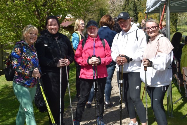 Wiosenny Marsz Nordic Walking organizowany w gminie Stara Kiszewa jest już tradycją. Tym razem miłośnicy aktywności na świeżym powietrzu spotkali się w Nowych Polaszkach.