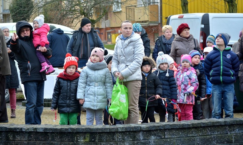 Mieszkańcy LSM ubrali choinkę [ZDJĘCIA]