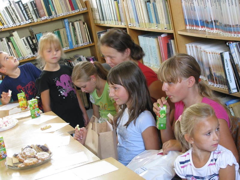 Letnie zajęcia w bibliotece w Strzelcach dziś się zakończyły