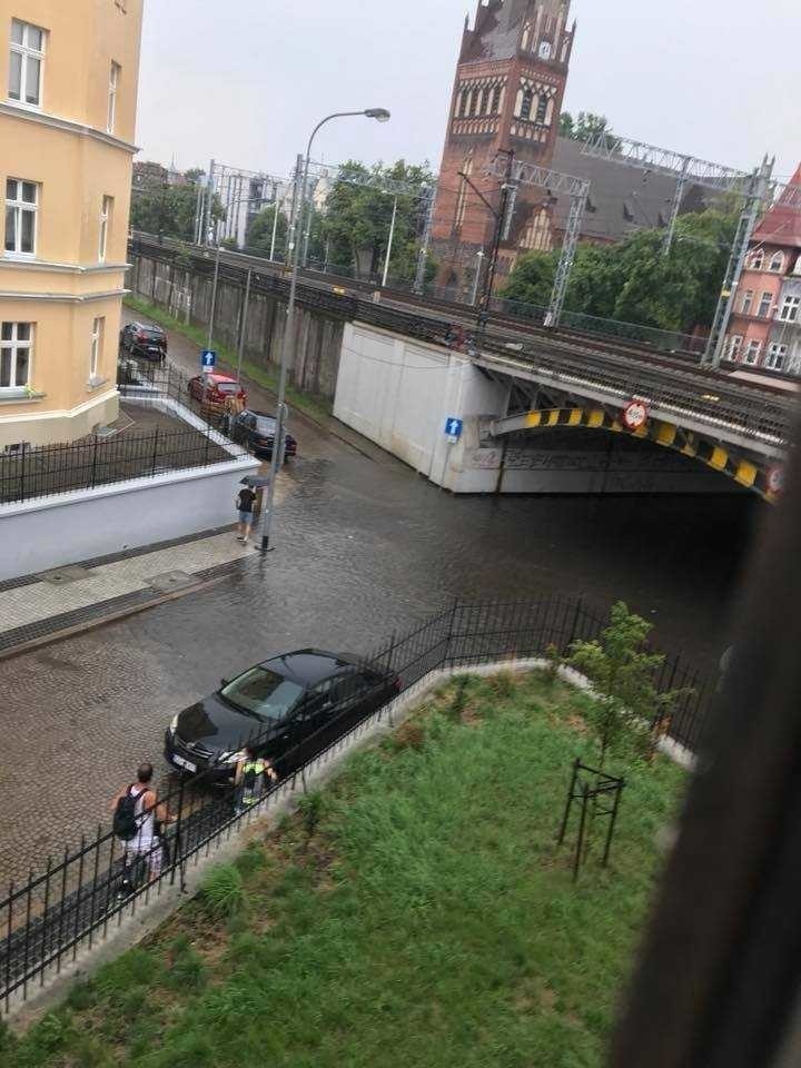 Burza nad Trójmiastem 1.08.2018. Burza i gwałtowne opady...