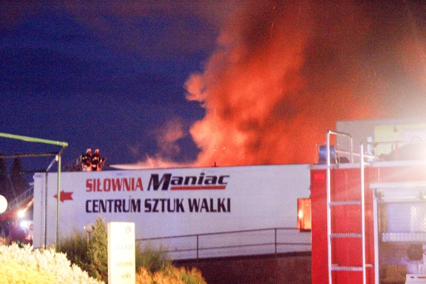 Pożar siłowni i hurtowni kwiatów w Konstantynowie Łódzkim
