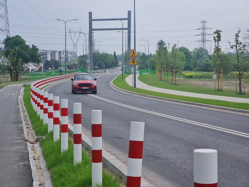 Most na Żeglarskiej otwarty dla ruchu. Zobacz jak zmieni się trasa autobusów