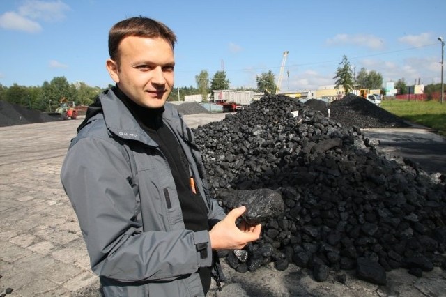 - Od października ceny węgla pójdą w górę - mówi Dariusz Dudek, właściciel składu węgla Andar w Kielcach.