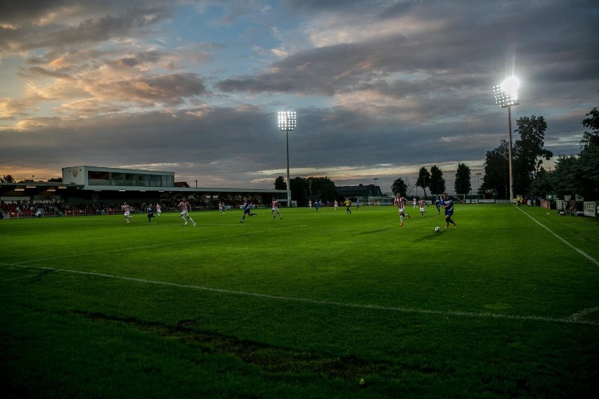 Stadion Puszczy Niepołomice