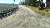 Powiat lubelski. Drogi szutrowe w Palikijach i Maszkach zmienią się w asfaltowe. Wręcz wołają o remont!