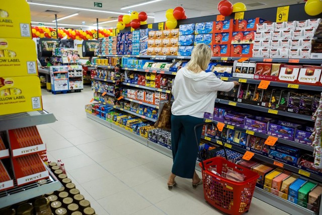 Sejm przegłosował ustawę, która zmniejsza stawki VAT m. in. na żywność.
