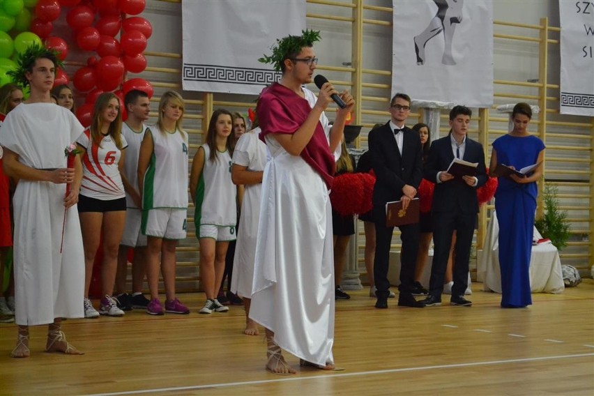 Częstochowa: Liceum Biagańskiego ma nową halę sportową!