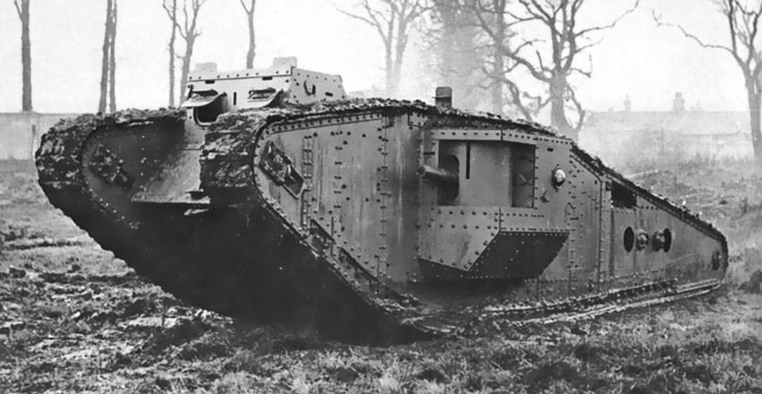 Brytyjski czołg Mark IV - jeden z symboli I wojny światowej....
