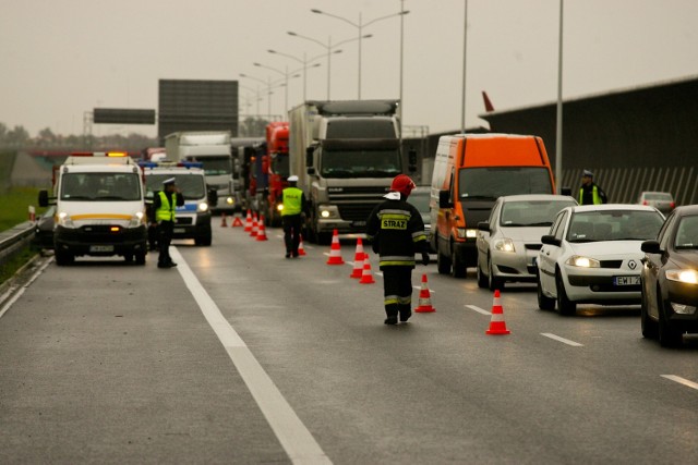 Wypadek na AOW, zdjęcie ilustracyjne