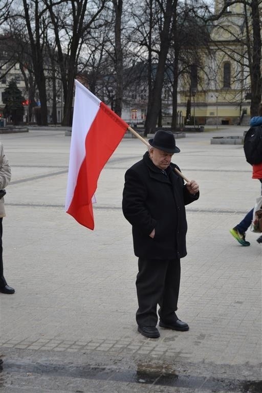 Marsz PiS-u w Częstochowie. Szli w obronie demokracji i...