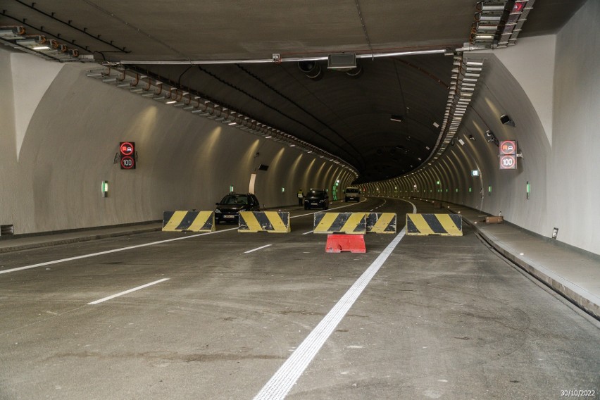 Tunel drogowy pod Luboniem Małym już jest gotowy. Czekam...