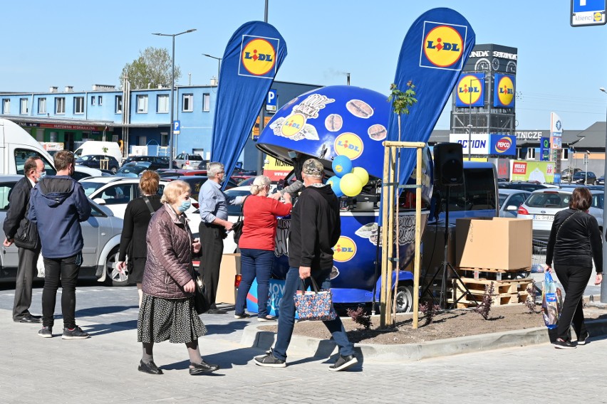 Wielkie promocje i mnóstwo nagród przez trzy dni otwarcia Centrum Handlowego Sekunda. Warto skorzystać