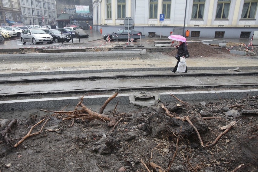 Kończy się remont torowiska na placu Wolności