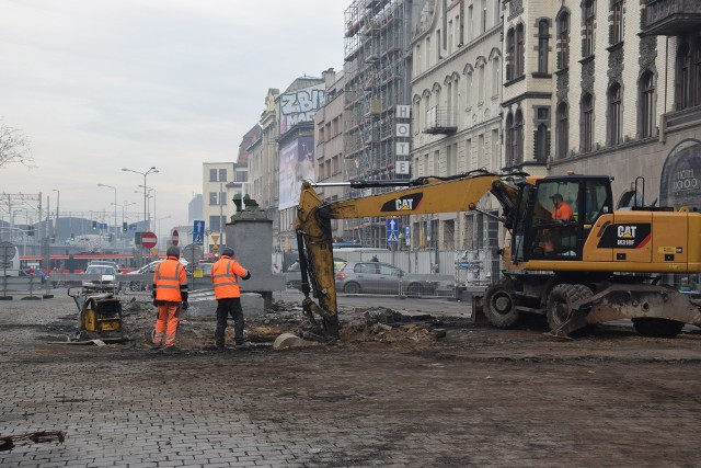 Katowice: przebudowa ulicy Dworcowej (17 grudnia 2019)