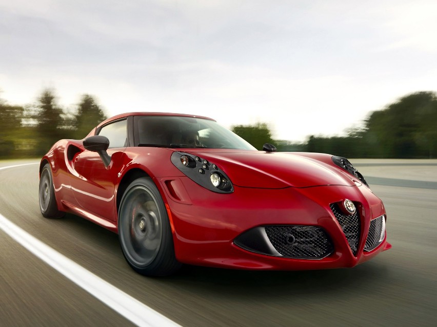 Samochód Roku Playboya 2014 - Alfa Romeo 4c