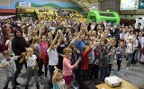 Ponad 1100 dzieci i młodzieży bawiło się na wielkim Charytatywnym Balu Noworocznym zorganizowanym przez firmę Nowy Styl [ZDJĘCIA]