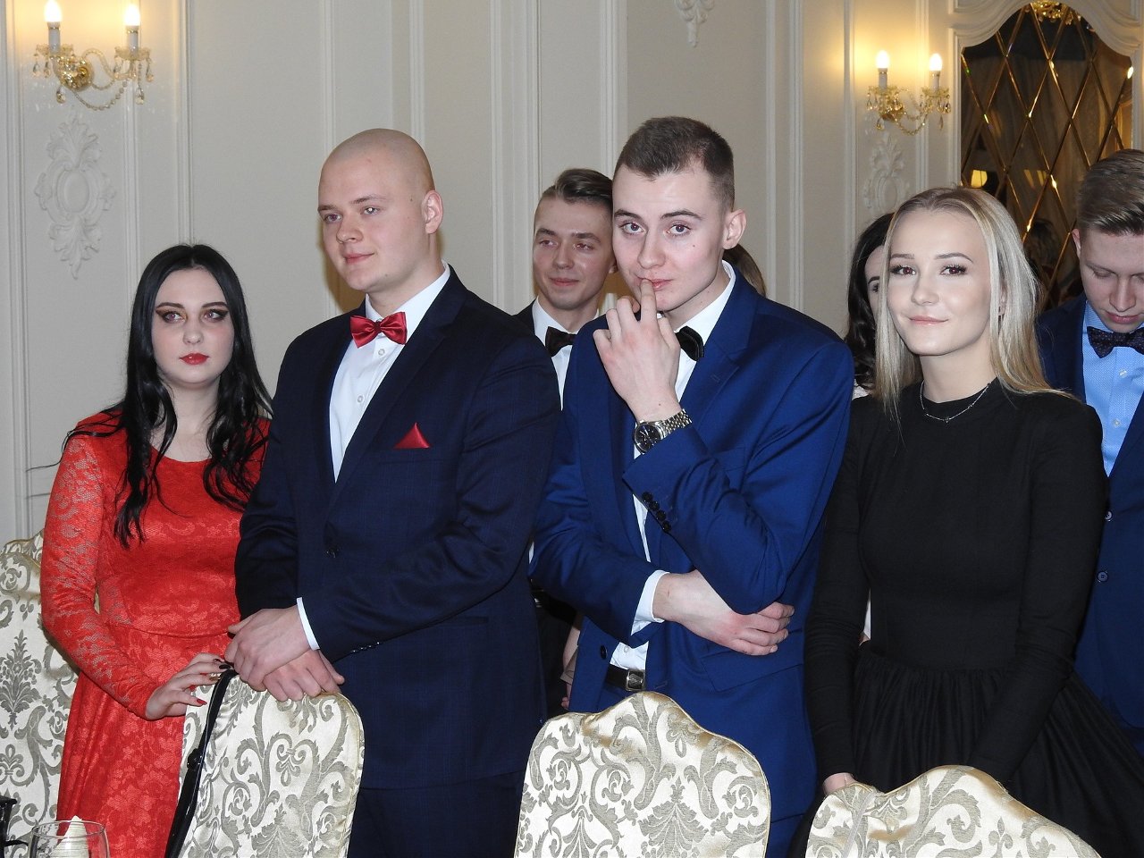Studniówka 2019: XIV Liceum Ogólnokształcące w Białymstoku. Zobacz zdjęcia!