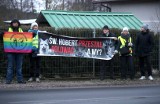 Aktywiści BASTY! na "dzikim spacerze". Protestowali przeciwko całkowitemu odstrzeleniu dzików w naszym regionie