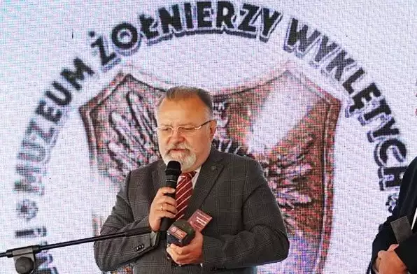 Jacek Pawłowicz, wicedyrektor muzeum ds. kolekcji.