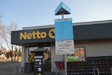 Awantura o parkometr pod marketem Netto w Suchedniowie. Sypią się mandaty. Zobaczcie zdjęcia