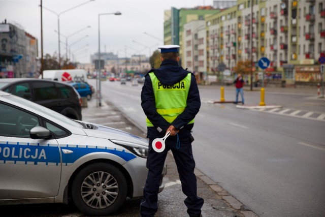 W trakcie świat policjanci czuwać będą nad bezpieczeństwem podróżujących.