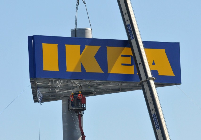 Sieć IKEA to najpopularniejsza sieć, w której można kupić...