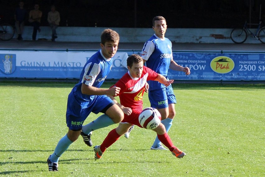 III liga: Zawisza Rzgów - Huragan Wołomin 1:1 [ZDJĘCIA]