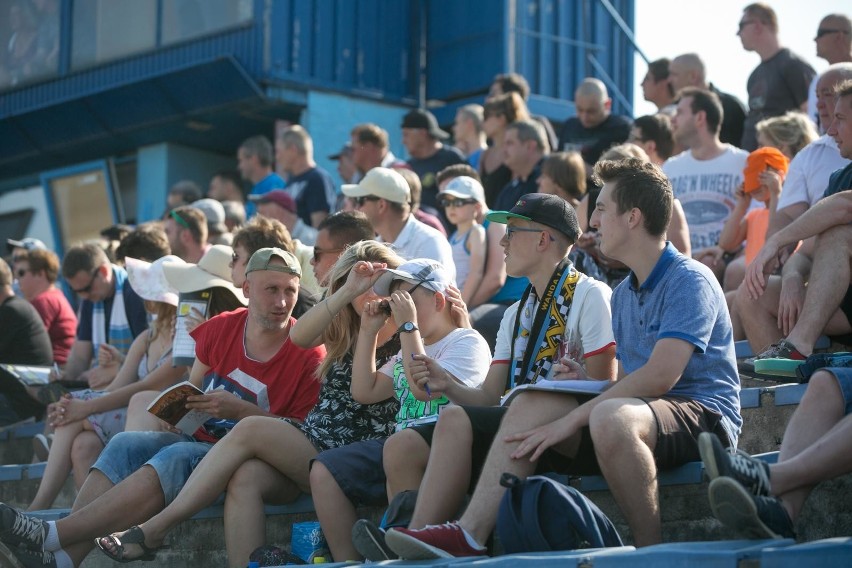 Żużel. Kibice na meczu Speedway Wanda Kraków - Euro Finannce Polonia Piła ZDJĘCIA