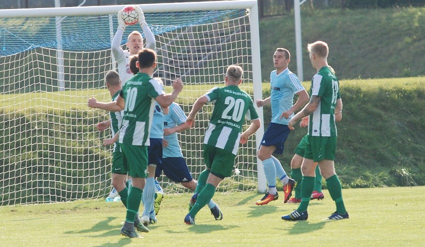 Mecz trzeciej ligi Wierna Małogoszcz - Podlesie Bielsko...