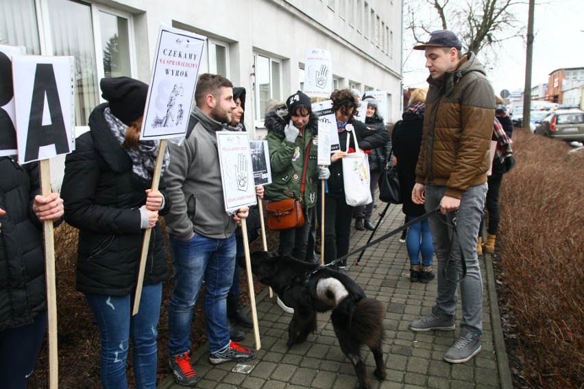 Proces w sprawie psa zakopanego żywcem w Łodzi