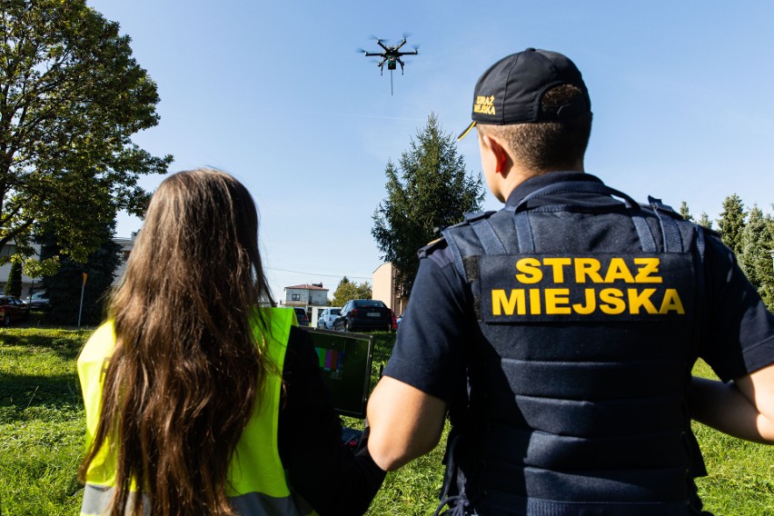 Rzeszów i Boguchwała sprawdzą dronami jakość powietrza nad kominami. Zobacz zdjęcia