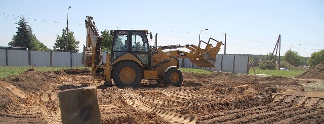 Budowa świetlicy na rogu Dojnowskiej i Plażowej rozpoczęła się. We wrześniu ma być gotowa. Wtedy ruszą tu różnorodne zajęcia dla dzieci z okolicy.