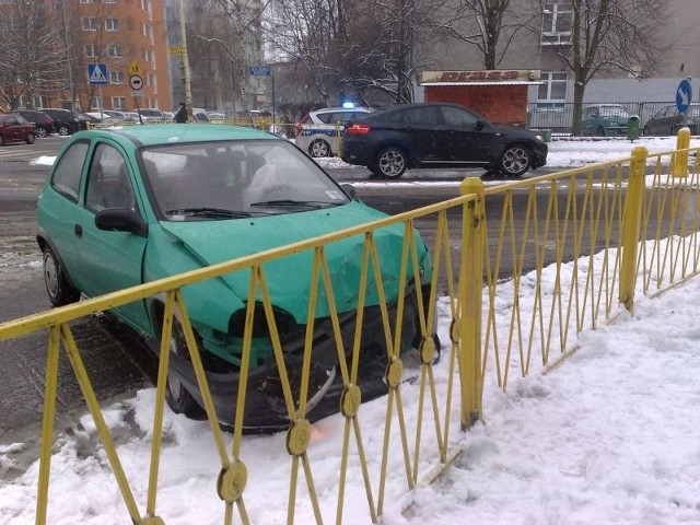 Na ul. Rayskiego kierowcy muszą liczyć się z utrudnieniami.