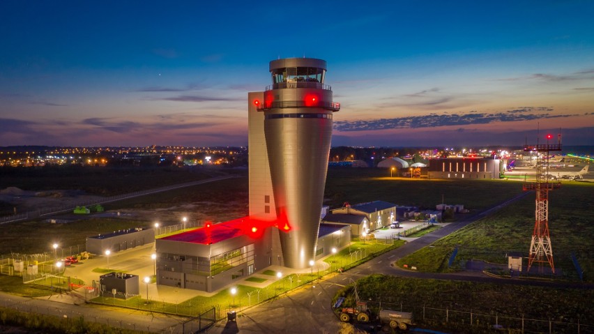 Nowa wieża kontroli lotów. Pyrzowice idą na rekord. Już mają...