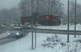 Wypadek z udziałem ciężarówki na rondzie kozienickim w Radomiu. Są utrudnienia w tej części miasta