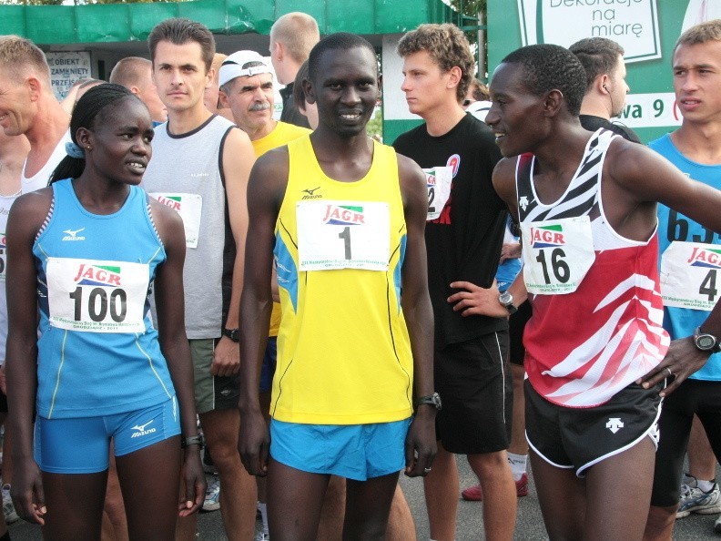 Kenijczycy zdominowali bieg główny (od lewej): Caroline...