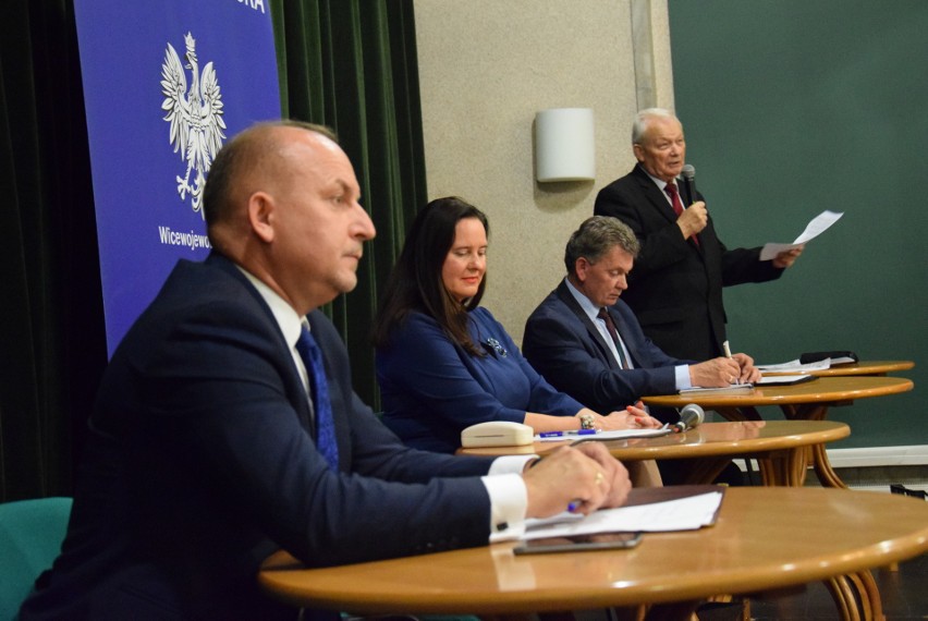 Debata kandydatów do parlamentu w Kędzierzynie-Koźlu
