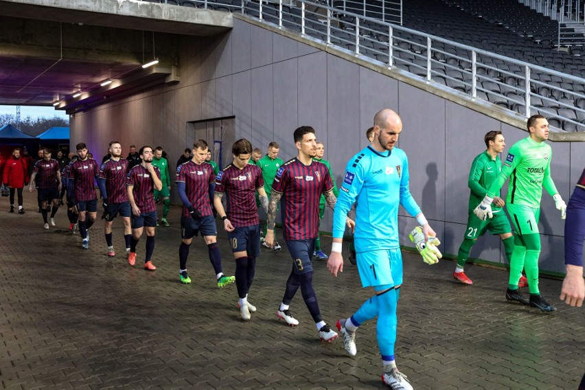 PKO Ekstraklasa: Pogoń Szczecin – Warta Poznań 1:1. Niespodziewane zakończenie roku [ZDJĘCIA]