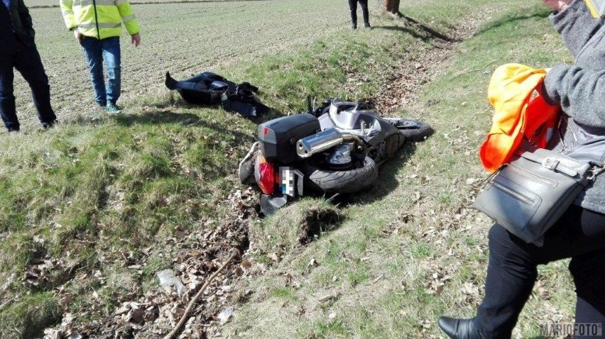 Kierowca skutera został ranny po tym jak w okolicy Ligoty...