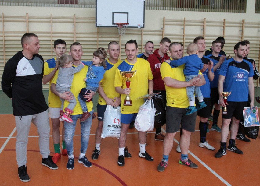 Zakończyła się Halowa Liga Centrum Cup. Triumf ekipy FC Ponalewce!